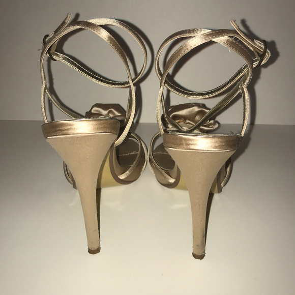 MaxStudio Satin Heels - Picture 3 of 6